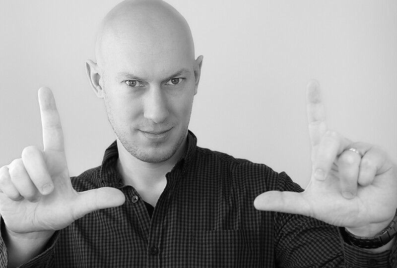 Headshot director Halleluja Headshot director Halleluja