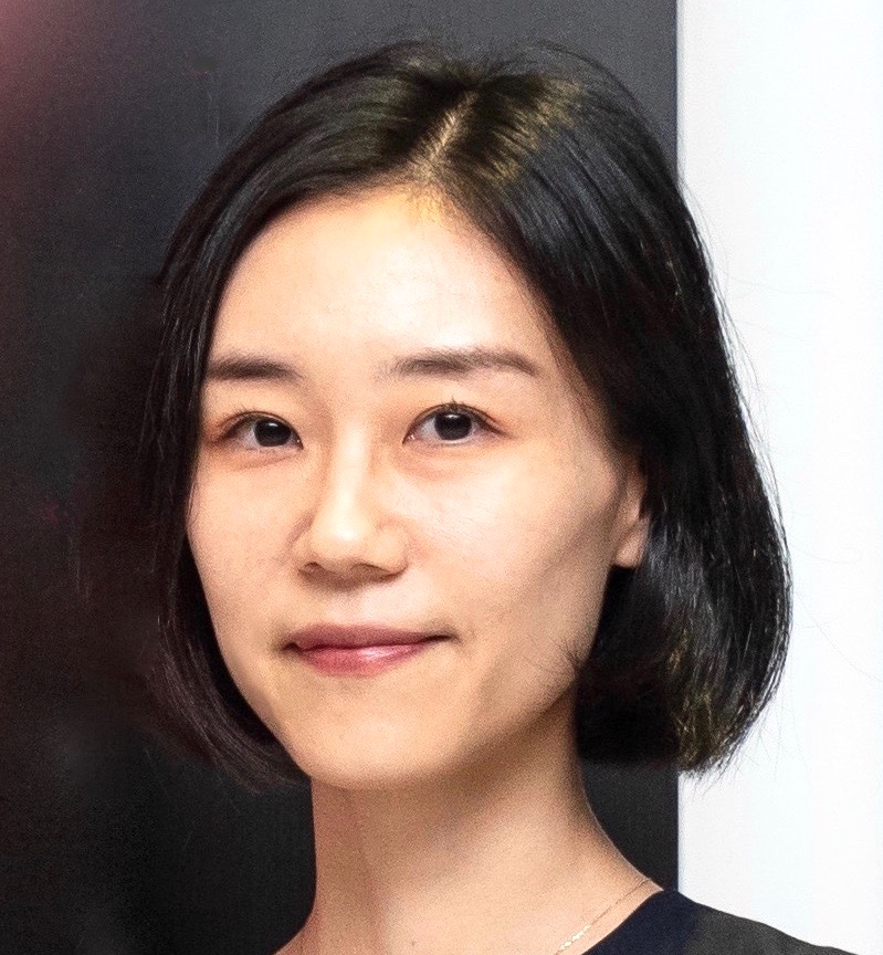 Mai_Director_Border Mai_Director_Border